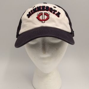 Minnesota TWINS MLB Adjustable Embroidered Logo Baseball Cap Black White and Red